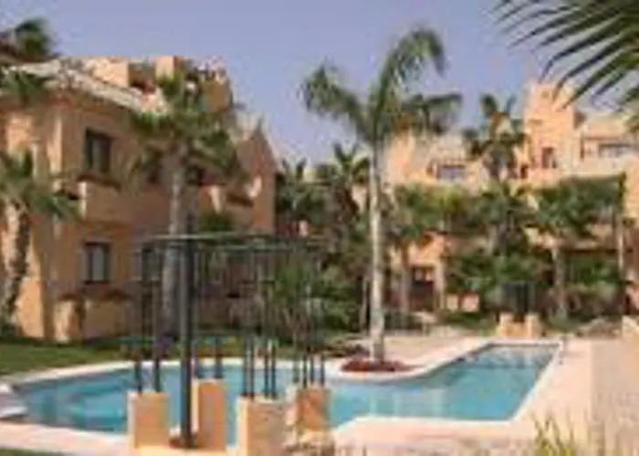 Cozy Seaside Apartment In Los Alcazares