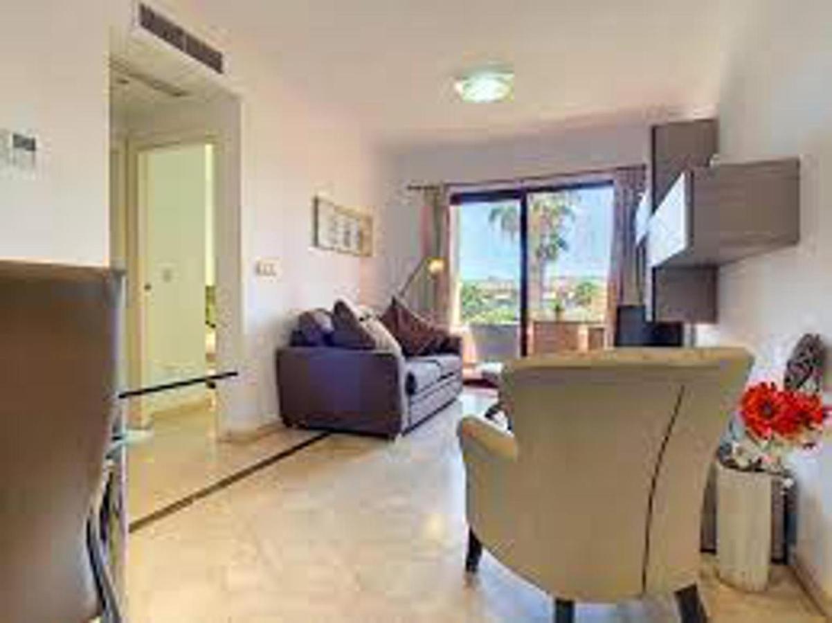 Cozy Seaside In Alcazares *